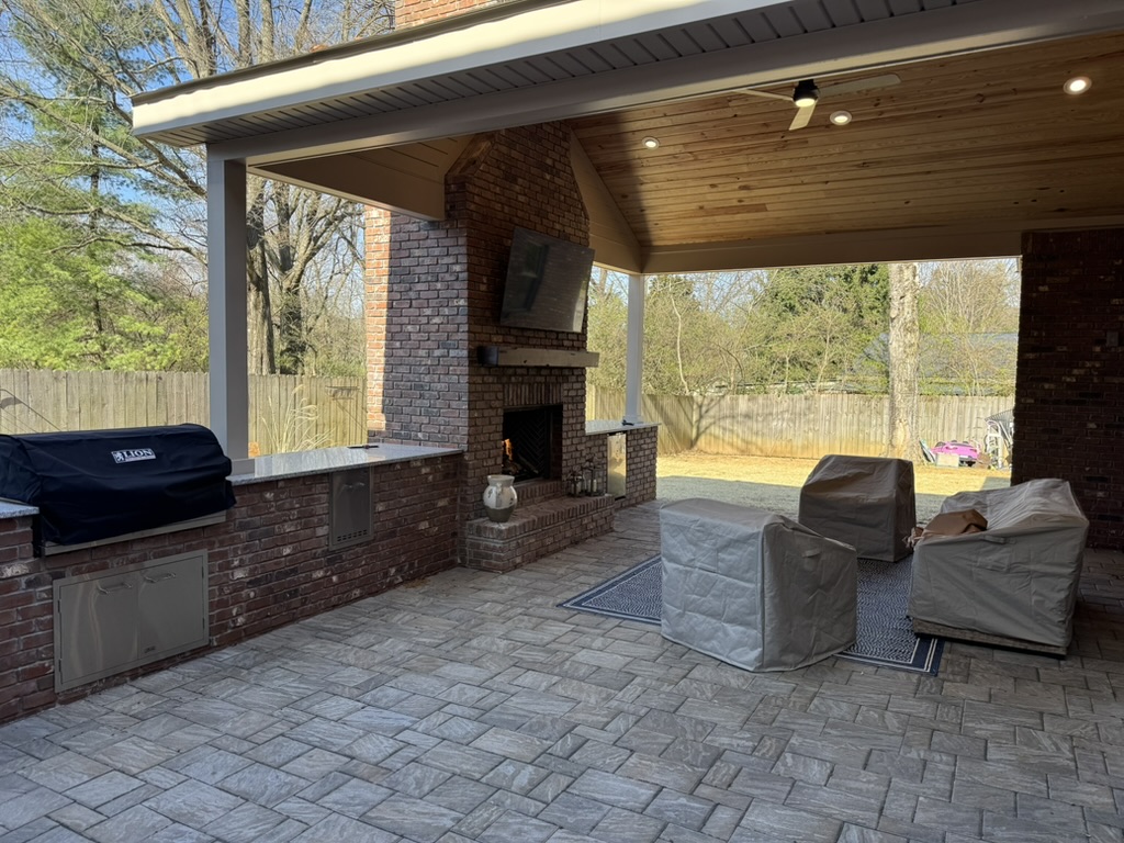 Garage in Louisville, KY - Two Springs - High Bridge Development - Photo 19